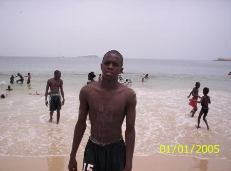 mamadou dans le mer